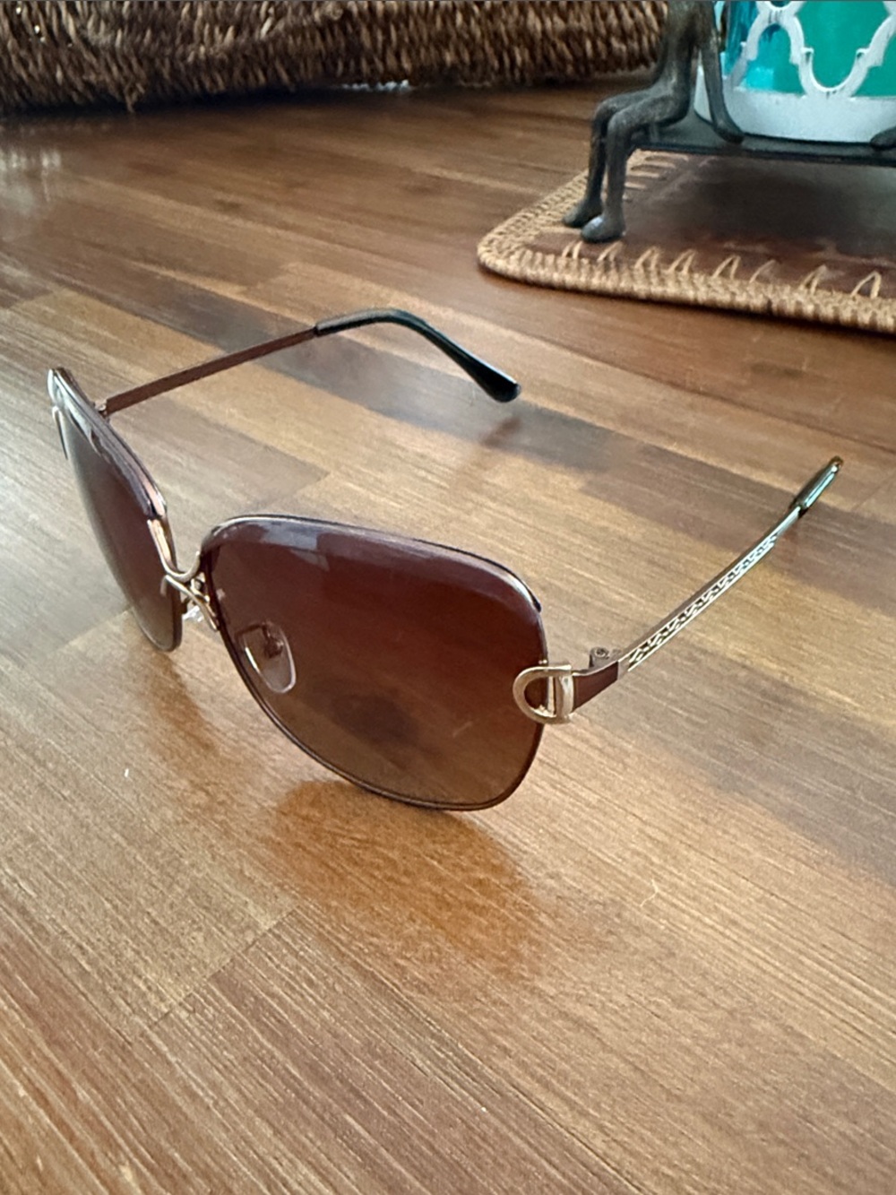 New Brown Gradient Women's Oversized Sunglasses
